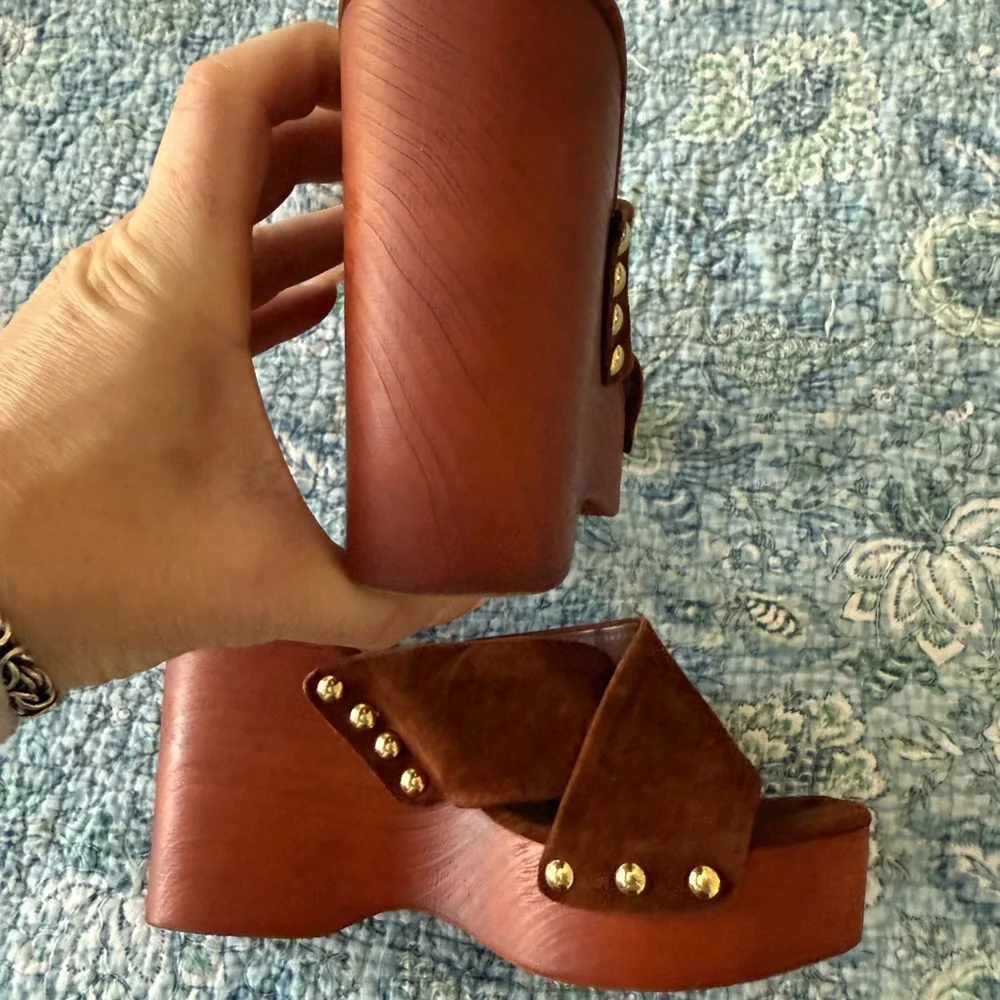 Steve Madden brown wedge slip on sandals